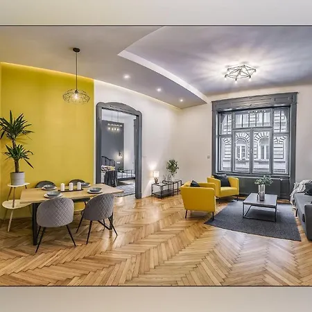 Spacious Luxury 2br In Downtown - Ora 公寓 *