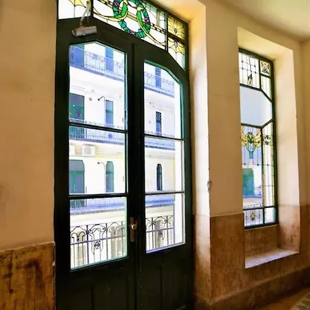 Apartament Spacious 2Br Luxury Apartment In Downtown Budapest - Ora *
